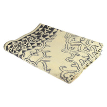 Load image into Gallery viewer, SAVON Outdoor Mat Plastic Persian Design Waterproof Foldable Chatai, 4x6