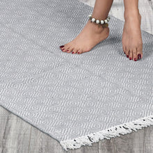 Load image into Gallery viewer, Cotton Flatweave Area Rug Woven Light Gray Argyle 1180
