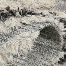 Load image into Gallery viewer, Hand Woven Wool Area Rug Woven Gray Argyle Boho Chic 1212
