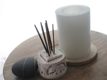 Load image into Gallery viewer, SAVON Stone Incense Holder for Stick Cones Frankincense Palo Santo Round Elephant( brown)